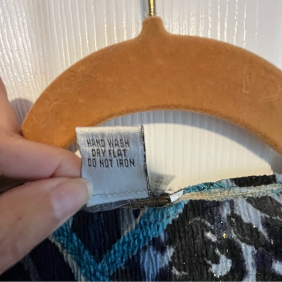 Alberto Malaki Crinkle Blouse Bell Sleeves Sequin Embellishments - Picture 7 of 13